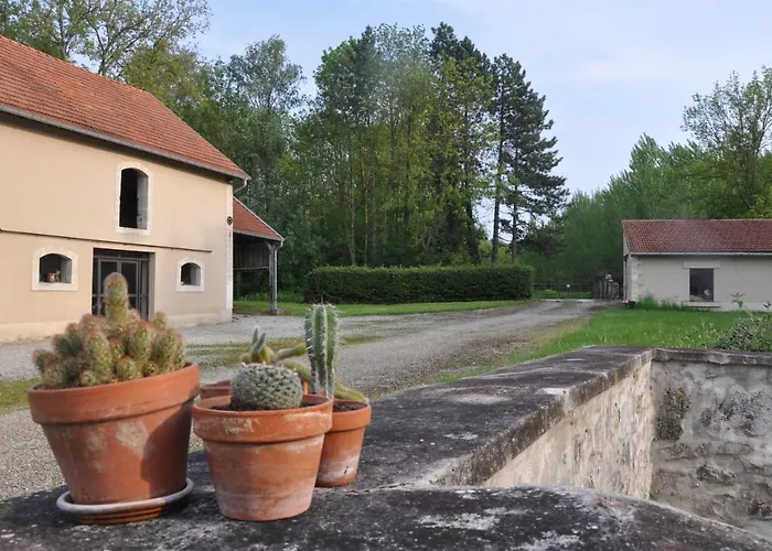 La Ferme De Vrilly B&B 랭스